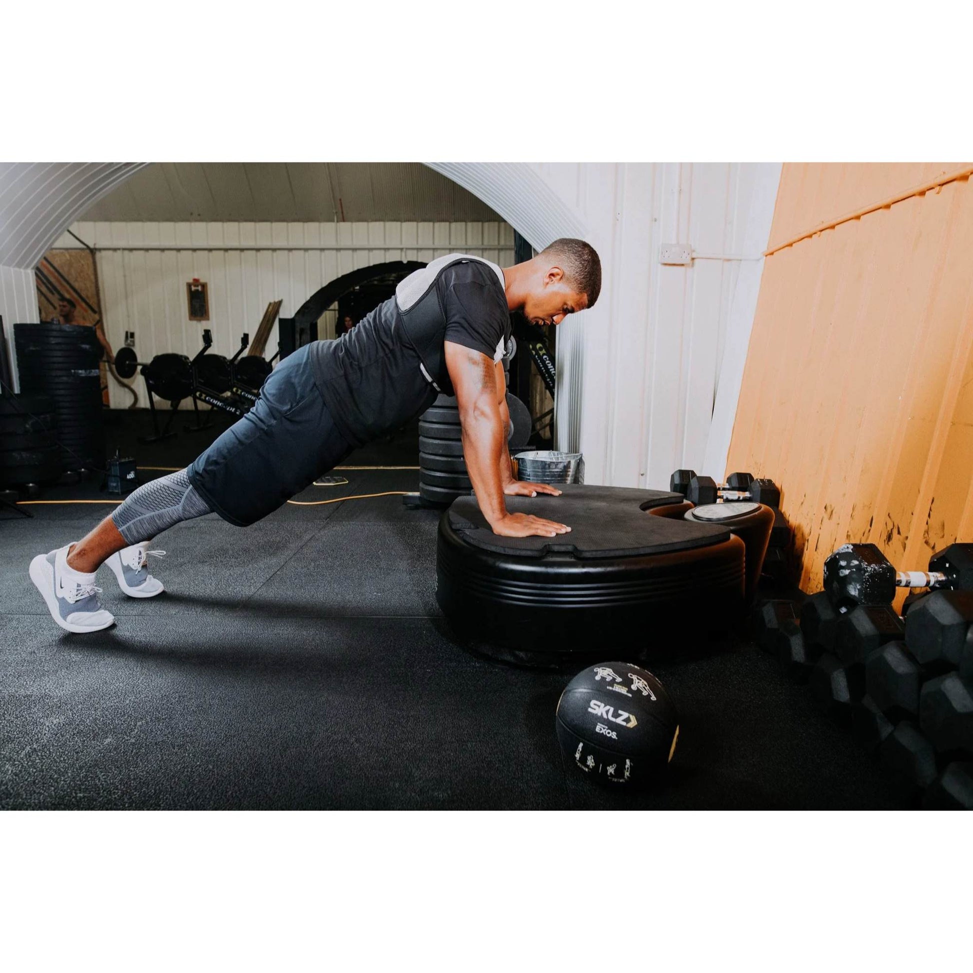 Power Plate: pro5HP Full Body Vibration Platform - Elite Holistic Fitness